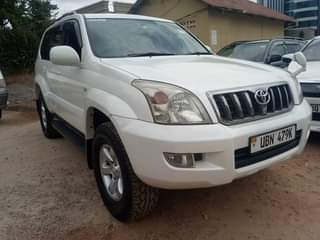 A picture of TOYOTA LANDCRUISER