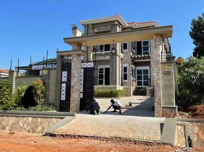 houses entebbe