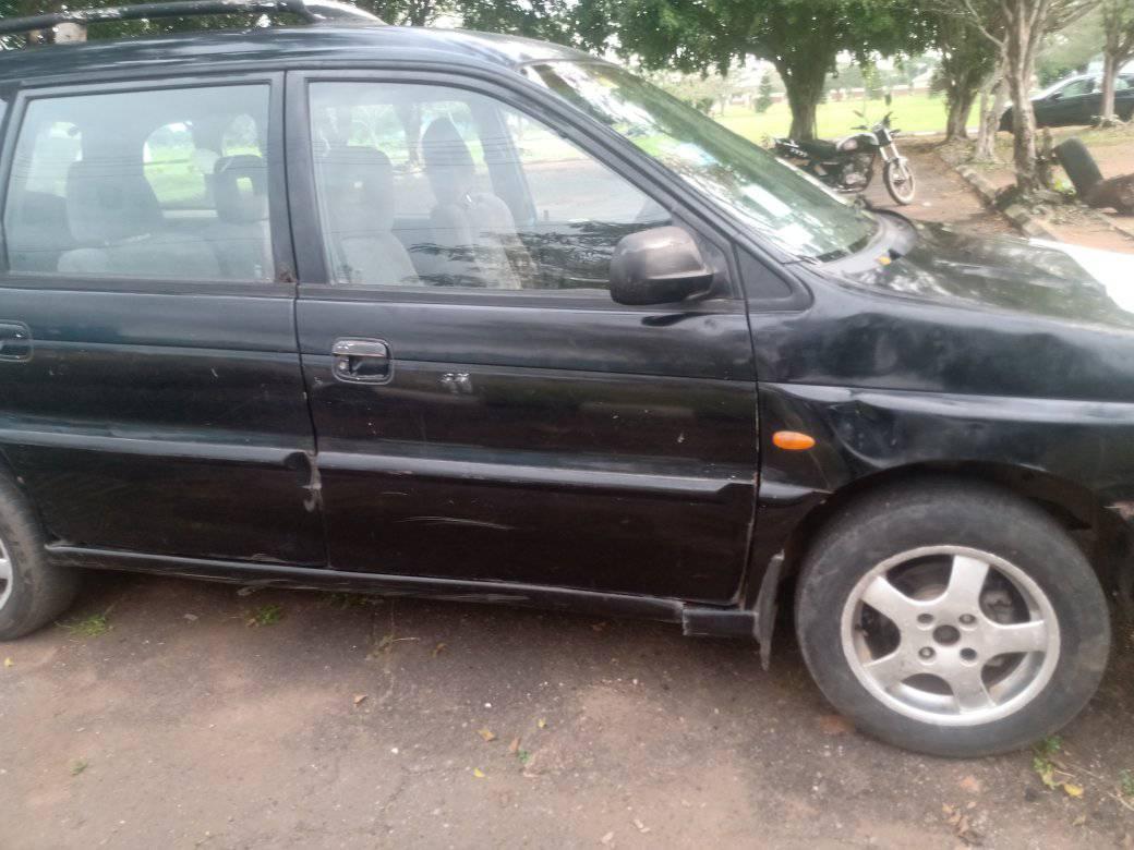 A picture of Kia space wagon