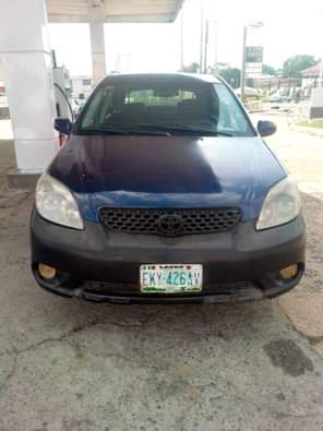 A picture of 2004 Toyota matrix complete first body Super cool engine Gear