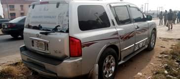 A picture of 2004 Infinity QX56