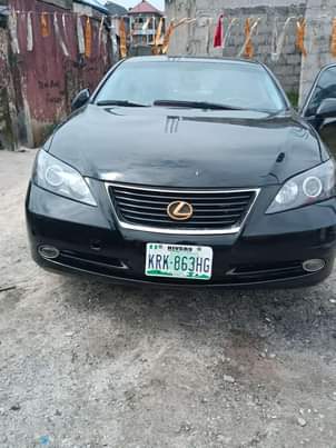 A picture of Es 350 lexus