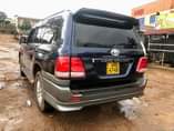 A picture of LAND CRUISER V8 90 000 000 0701057114 0761990442