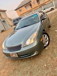 A picture of 5 months used 2005 lexus Es330 3 9 million Naira