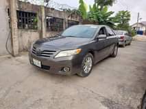 A picture of 2010 model XLE toyota camry for sale very sound 2