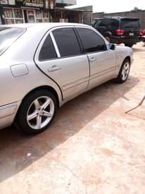 A picture of Mercedes Benz