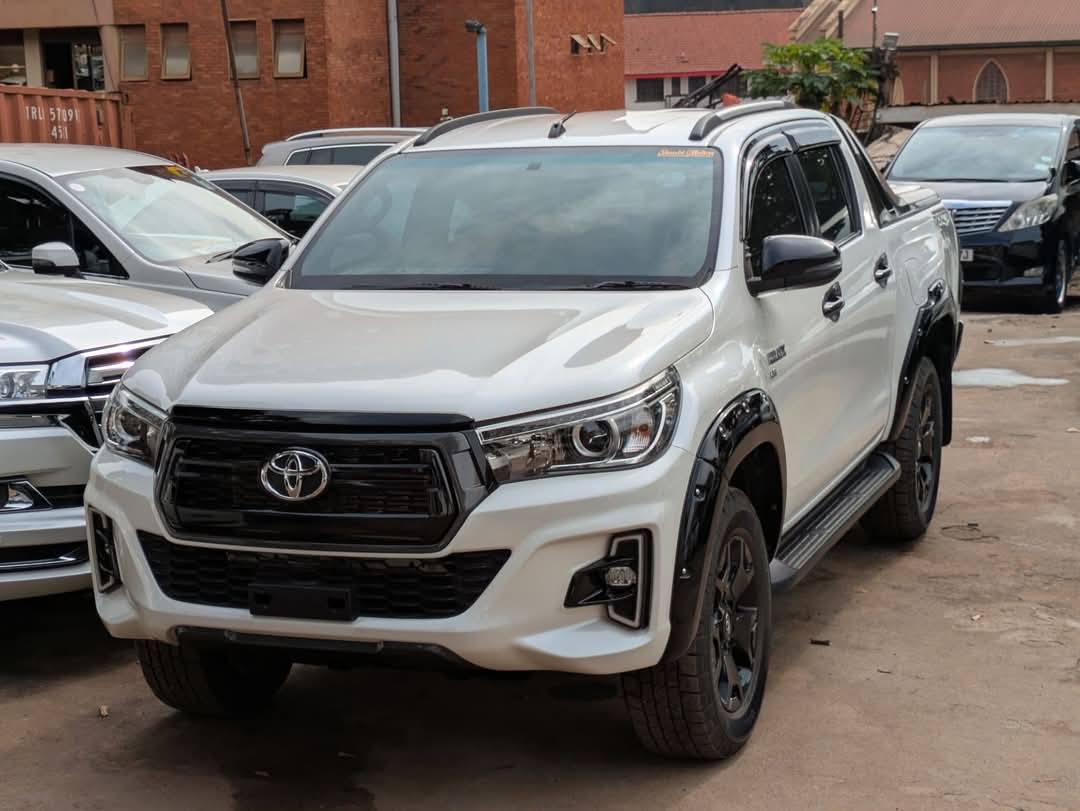 A picture of TOYOTA HILLUX REVOLUTION
