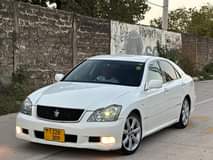 A picture of TOYOTA CROWN ATHLETE 12M