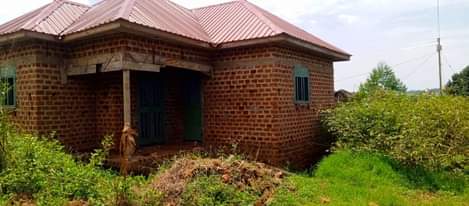 A picture of Hot deal on quick sale 23m TWAGARA MUSUBUZI House on