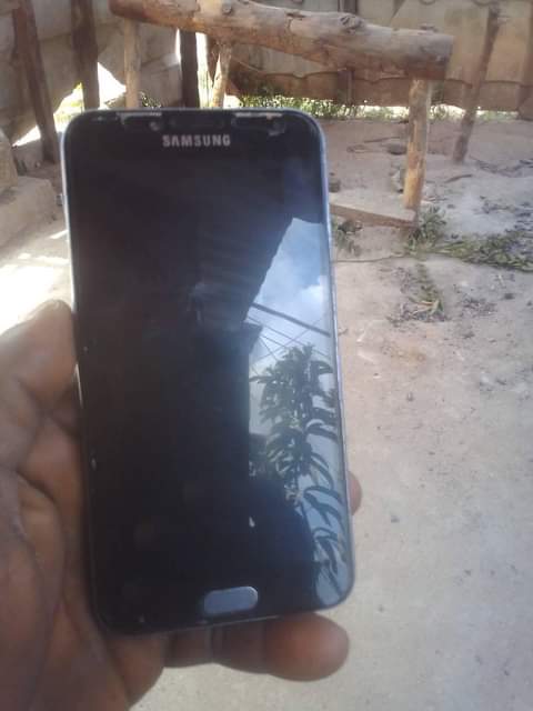samsung j4
