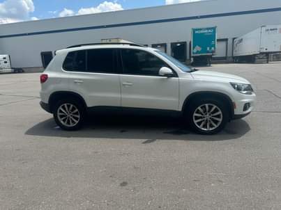 A picture of 2013 Volkswagen Tiguan
