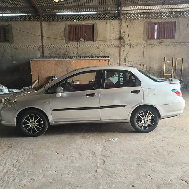 A picture of Honda city