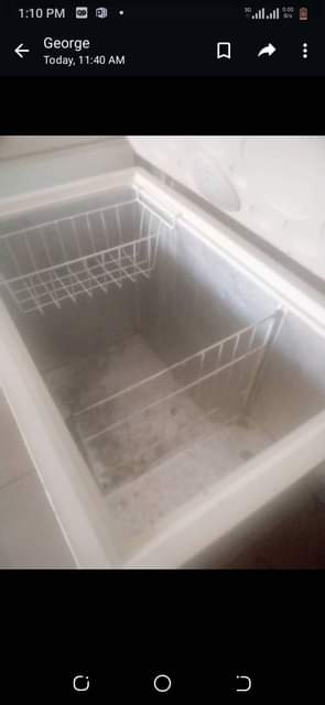 A picture of Thermacool deep freezer 400L few months used fast blocking never
