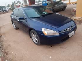 A picture of Honda Accord 2005 model aka EOD 4 sale Clean body