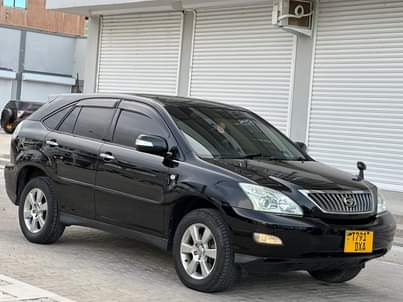 A picture of TOYOTA HARRIER