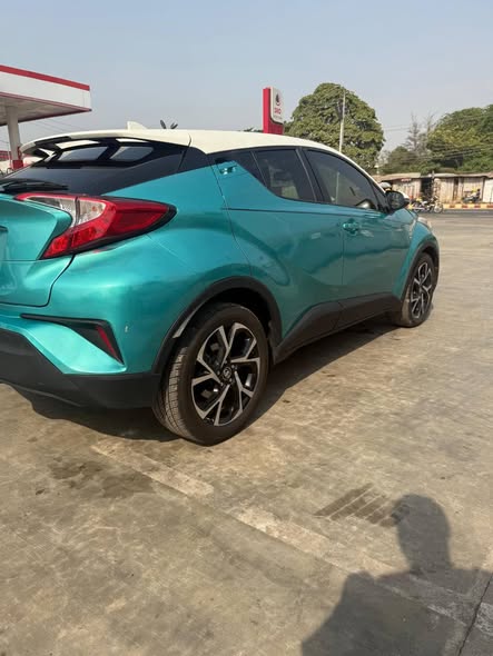 A picture of Toyota CHR 2018