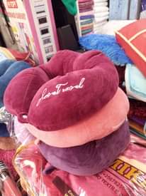 A picture of Traveling pillow