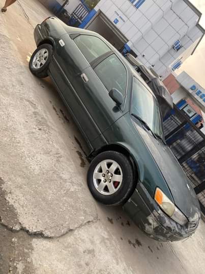 A picture of HOTTEST DEAL Extremely clean Toyota Camry ting light Please come