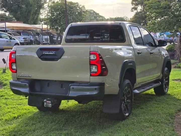 used toyota hilux