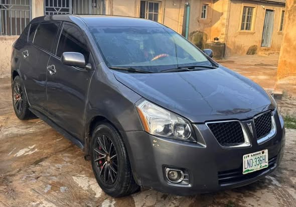 A picture of PONTIAC VIBE 2009