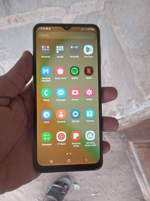 A picture of SAMSUNG A04S GB 64 RAM 4 GB INAUZWA 160