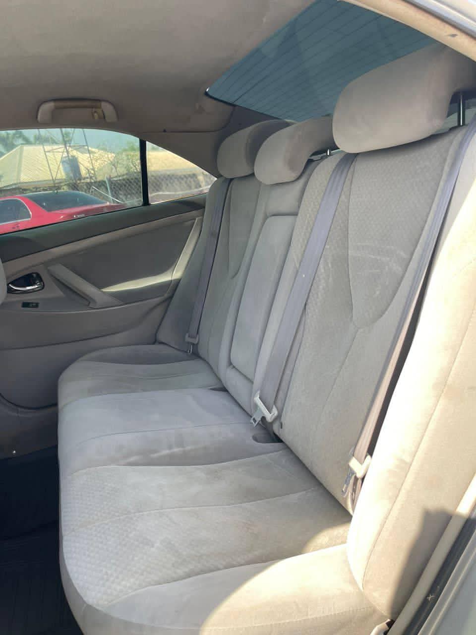 A picture of Super sharp 2008 Toyota Camry with untempered engine and gear