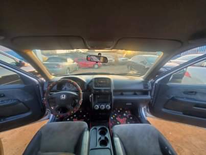 A picture of 1 9m Honda CR V SUV AC Chilling Smooth 4