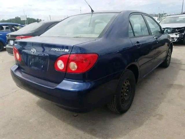 A picture of 2006 Toyota Toyota corrolla