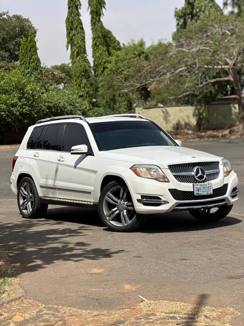 A picture of 2014 GLK350