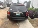 A picture of 2008 highlander