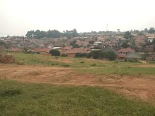 A picture of  Good for renters Located kawanda city Size 40by25ft 8.5m