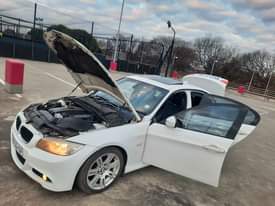 classifieds/cars bmw