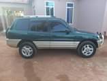 A picture of Toyota Rav 4 inauzwa