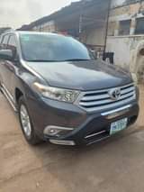 A picture of Few weeks driven Toyota Highlander limited edition 2013 available for