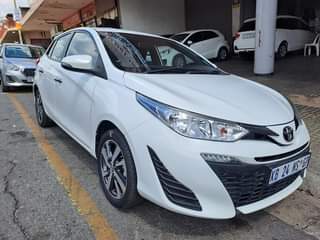A picture of TOYOTA YARIS 1 5
