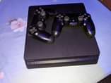 A picture of PLAYSTATION 4 SLIM