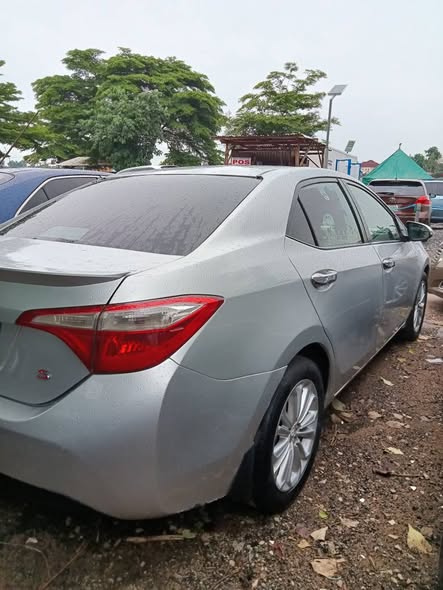 A picture of 2014 TOYOTA COROLLA