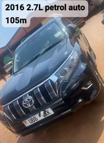 A picture of Land cruiser and land cruiser Prado