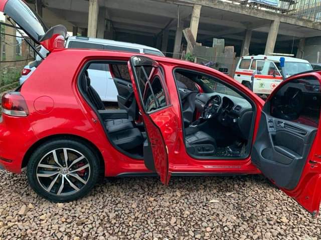 A picture of 2013 Volkswagen Golf gti