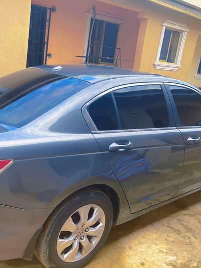 A picture of HONDA Accord 2011 