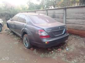 classifieds/cars mercedes