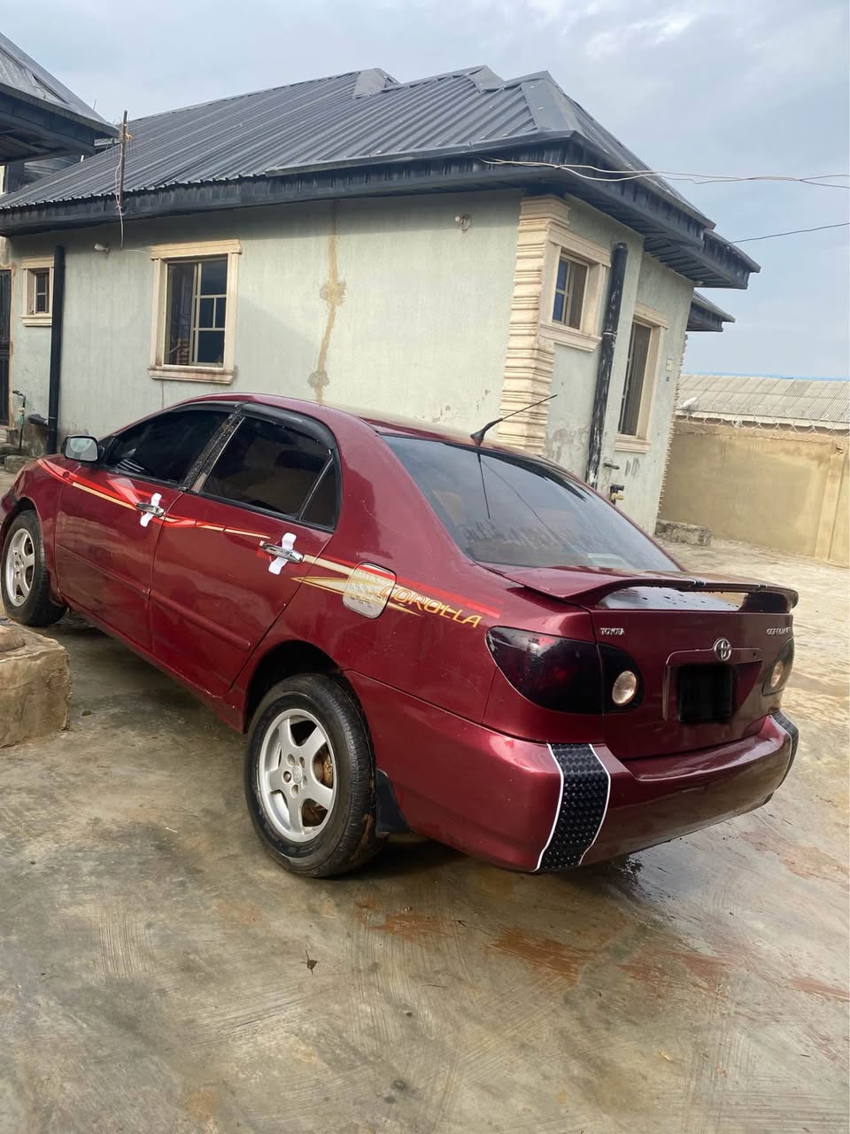 A picture of 04 Toyota Corolla