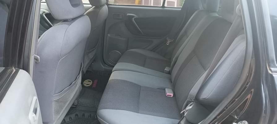 A picture of A very clean 1st body Toyota RAV4 Clean untouched interior