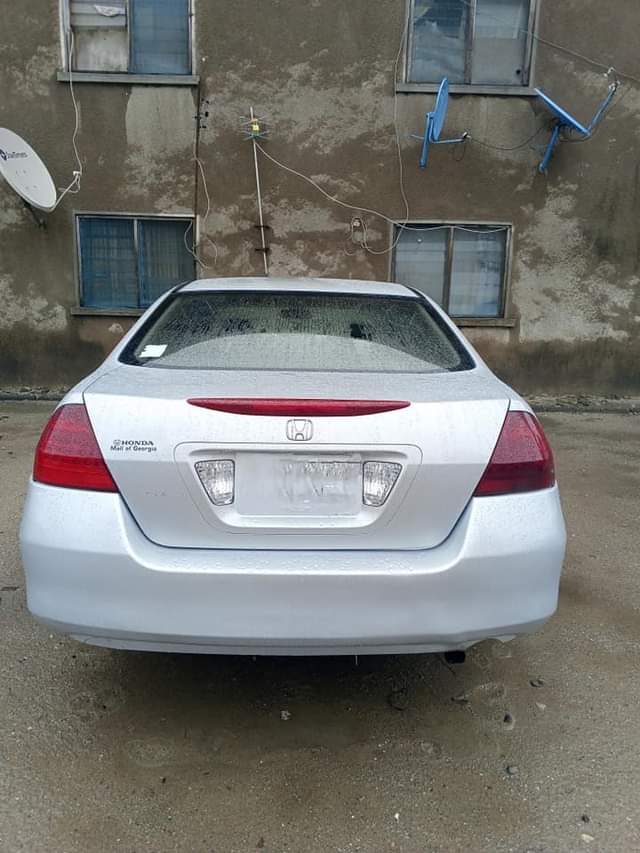 A picture of Very clean Honda Accord DC 2007 buy and drive