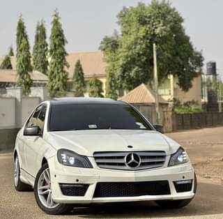 A picture of 2012 MERCEDES BENZ C300