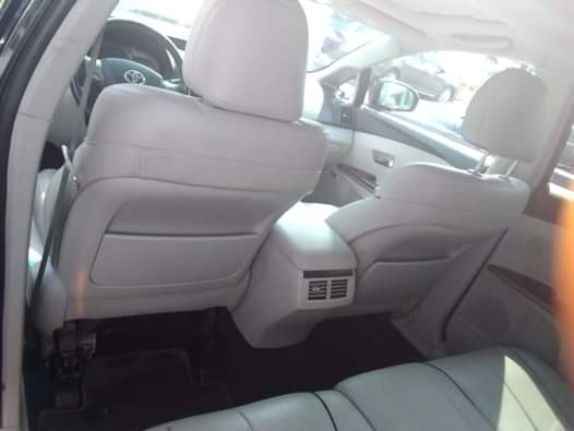 A picture of New Entry Toyota Venza 2010 full options Foreign Used Keyless