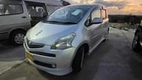 A picture of WhatsApp call 255 762 483 424 Toyota ractis Colour sliver
