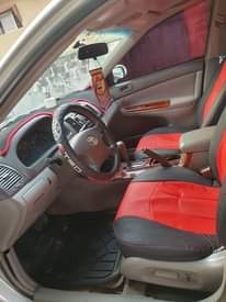 A picture of Toyota camry 04