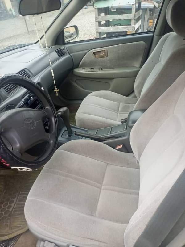 A picture of TINYLIGHT CAMRY 4 Plugs FIRST BODY PAINT Good Engine and