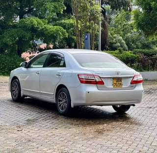 A picture of Toyota premio